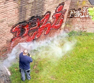Graffiti verwijderen schoonmaken